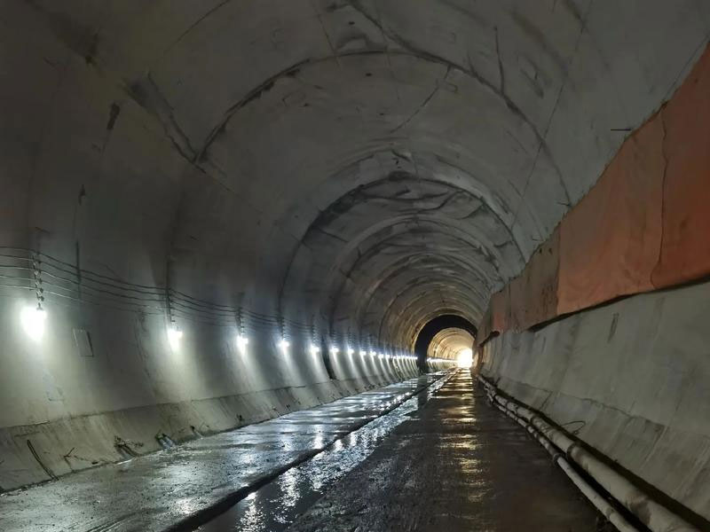 隧道建設(shè)